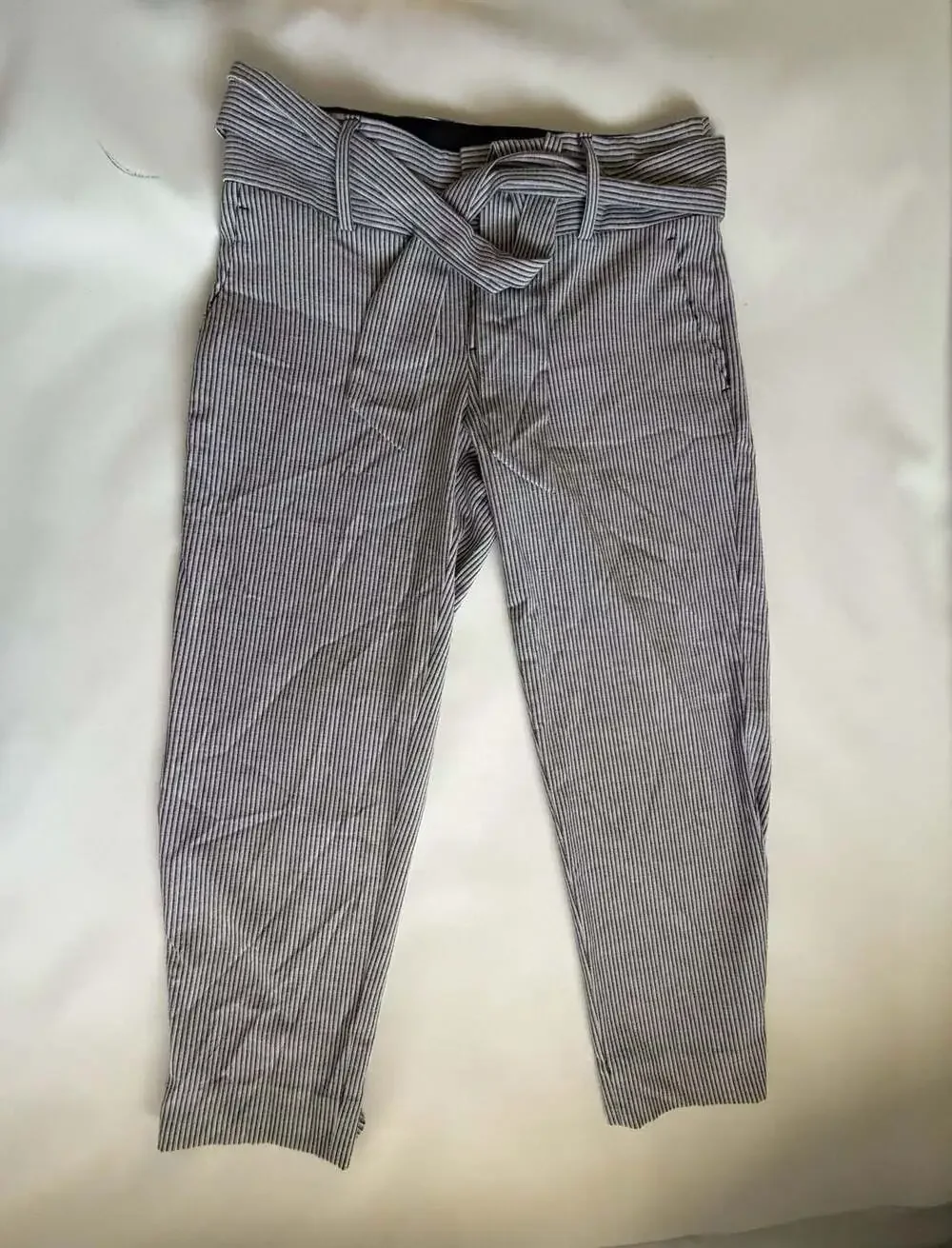 Banana Republic Pants 8 Gray White Striped Paperbag Tie Waist